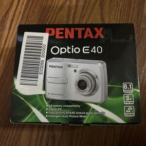 Pentax Optio E40 8.1MP Digital Camera Silver Brand New With All Booklets & More!